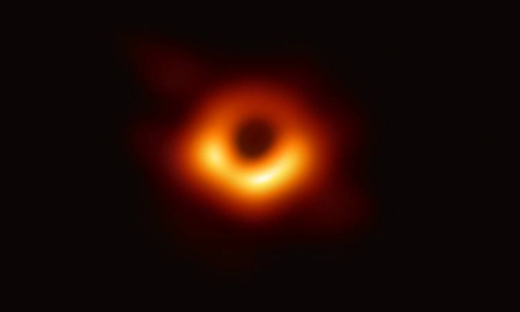 Capture the First Picture in History for a Black Hole